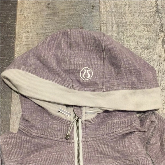 Lululemon Athletics Bliss breaker hooded Jacket - Picture 2 of 5